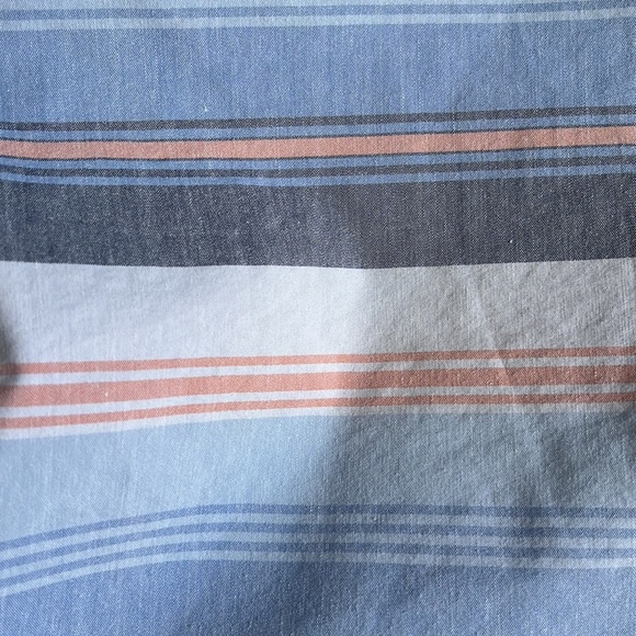 Short sleeve button down - Picture 3 of 5